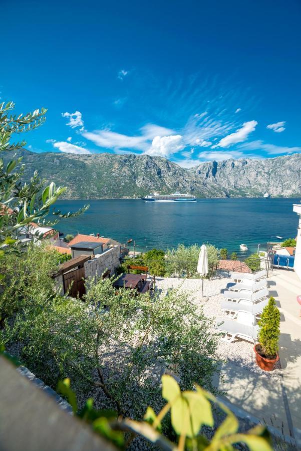 Stoliva Residence With Infinity Pool Kotor Dış mekan fotoğraf