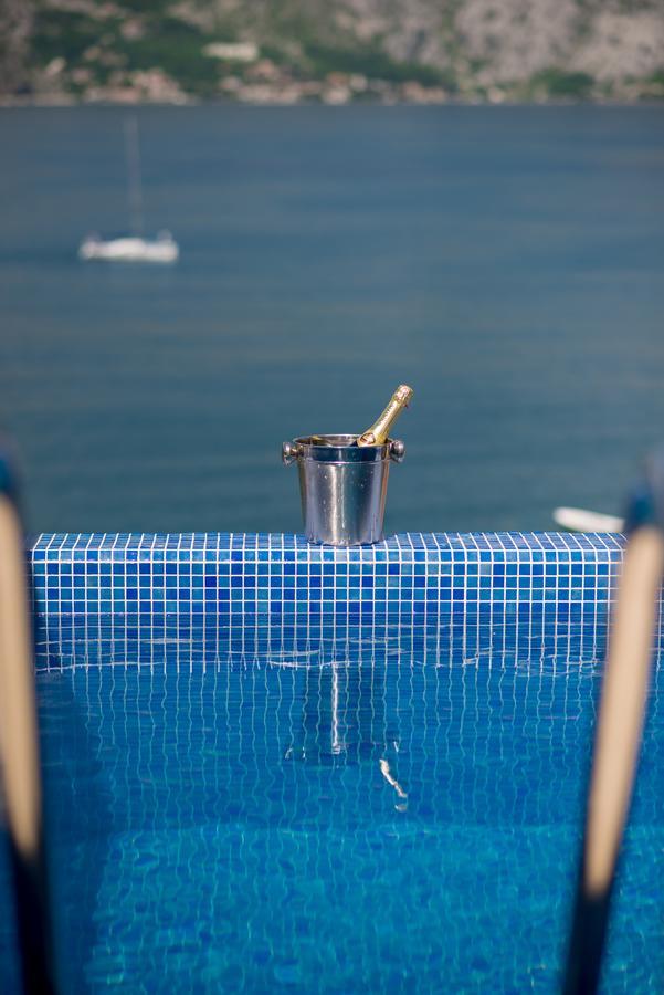 Stoliva Residence With Infinity Pool Kotor Dış mekan fotoğraf